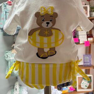 Conjunto de bañador con camiseta niña